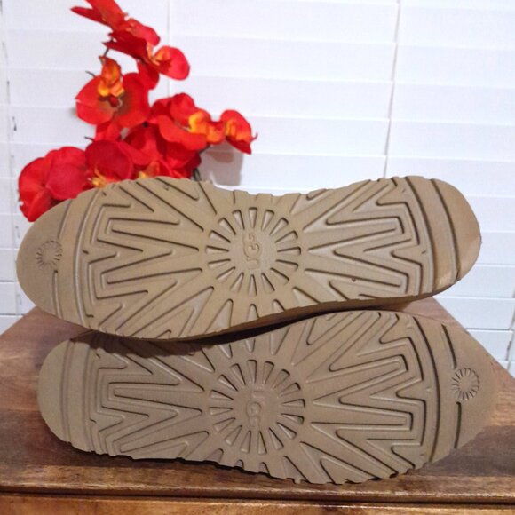 UGG Cory 2 Chelsea Boots Women's sz 8.5 EU 39.5 Preowned Brown - Picture 5 of 9